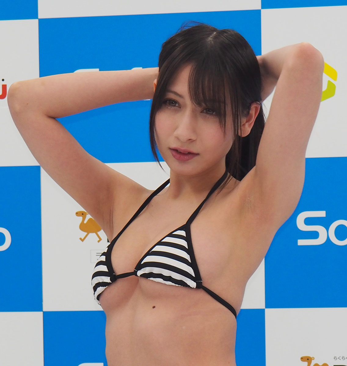 【画像・写真】細身&巨乳の神ボディー・サーシャ菜美 過激衣装に冷や汗「ポロリしてしまうかと…」