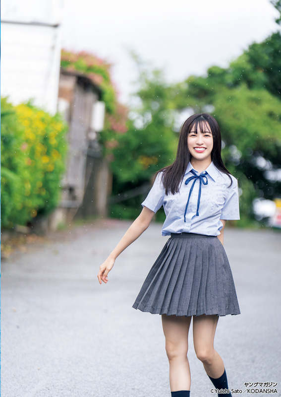 【画像・写真】「グラビア界の希望」は16歳の現役JK!南みゆかがヤンマガ初表紙で規格外ボディー披露