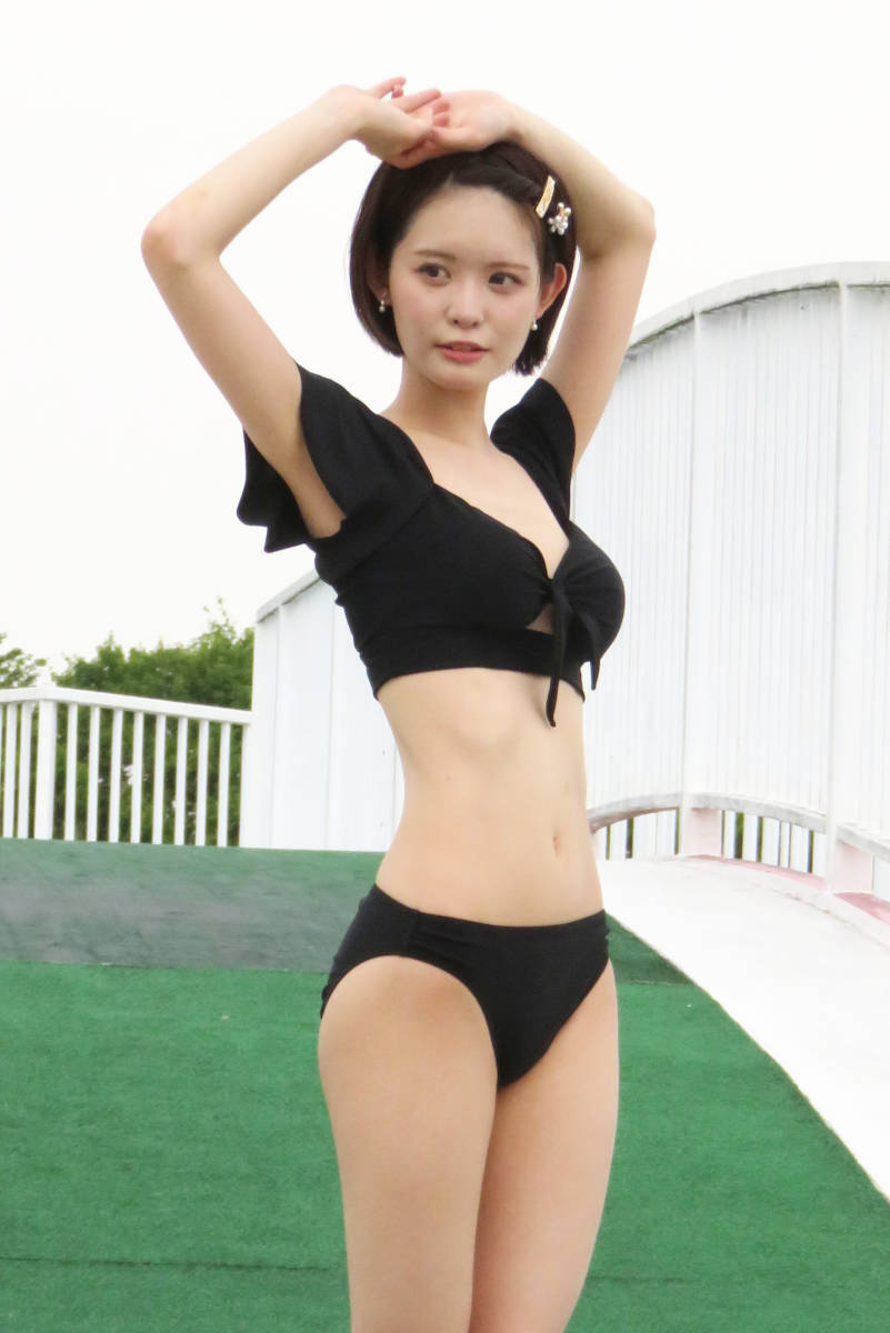 【画像・写真】キュートな笑顔にメロメロ!山本栞 初の水着ランウェーは「テンション上がって割とノリノリでやっちゃった」
