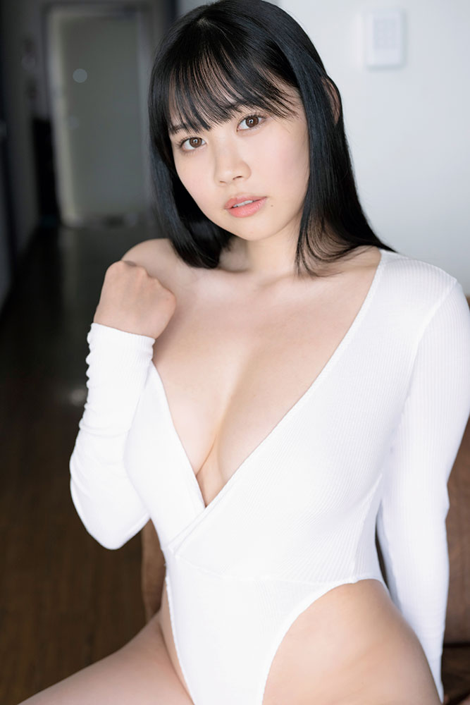 【画像・写真】背徳感満点!美少女巨乳界のニューホープ・篠見星奈 わがまま過ぎる究極恵体を大胆露出