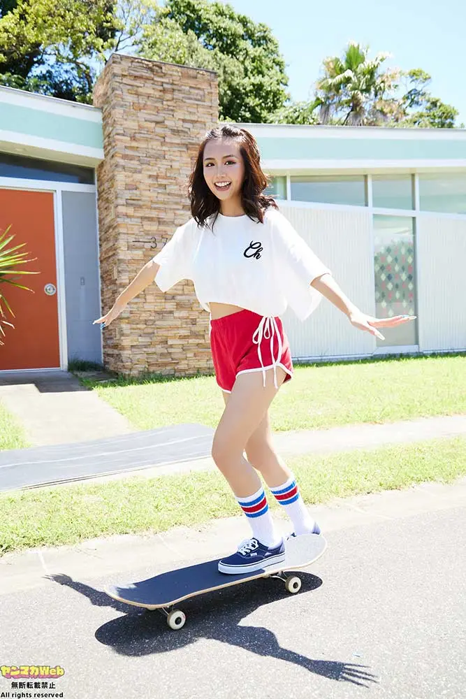 【画像・写真】“脱少女時代”で妖艶ショット連発♡染野有来 初写真集でオトナの女性に