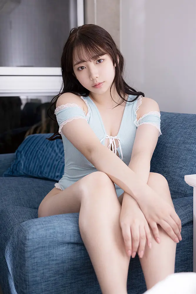 【画像・写真】ピュアすぎる新人・新田りお 豊満ボディーの限界露出で恥じらいデビュー