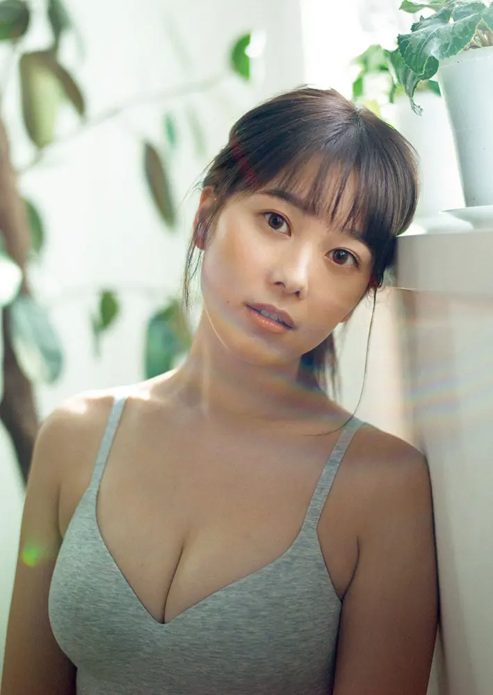 【画像・写真】ハミ出る豊満バストの迫力!現役JK・菊地姫奈 ボリューム満点の豪快ショットを披露