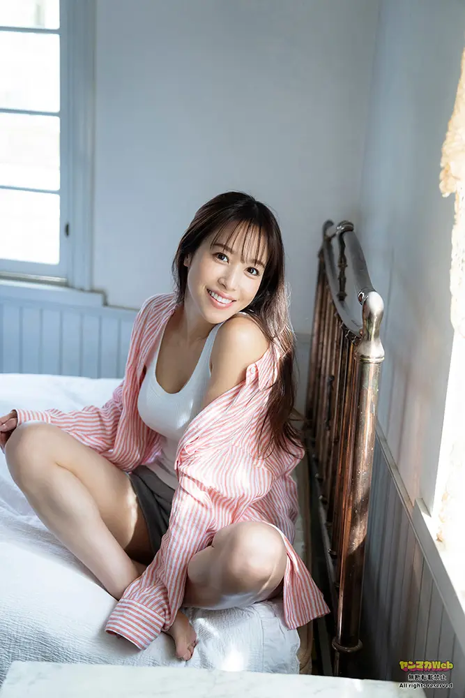 【画像・写真】極上スタイルの最強美女・斉藤里奈 可憐にセクシーに胸キュンショットを連発