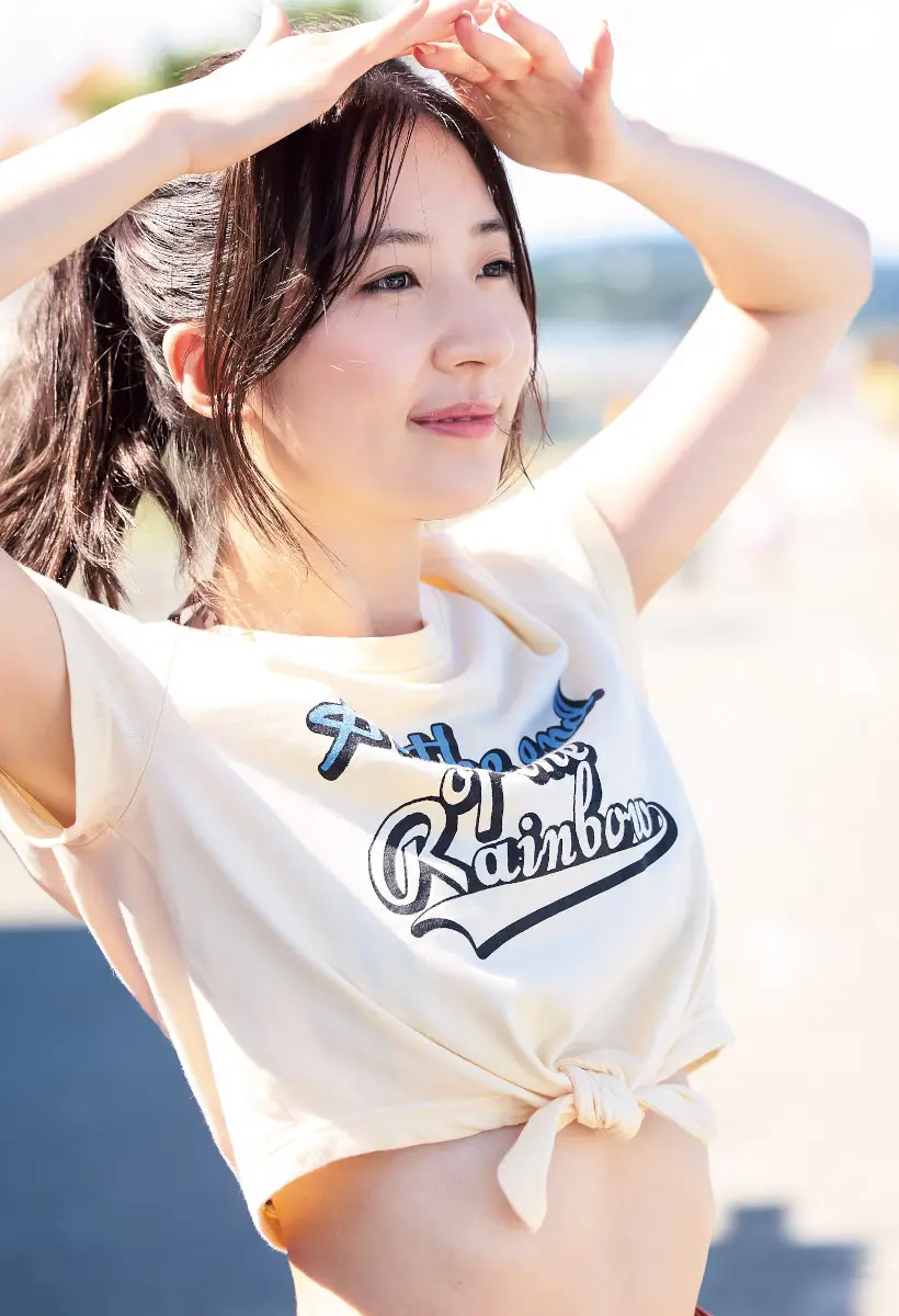 【画像・写真】最強美形カリスマ降臨!汐見まとい 超ハイスペ女子がふんわり美バストで魅了
