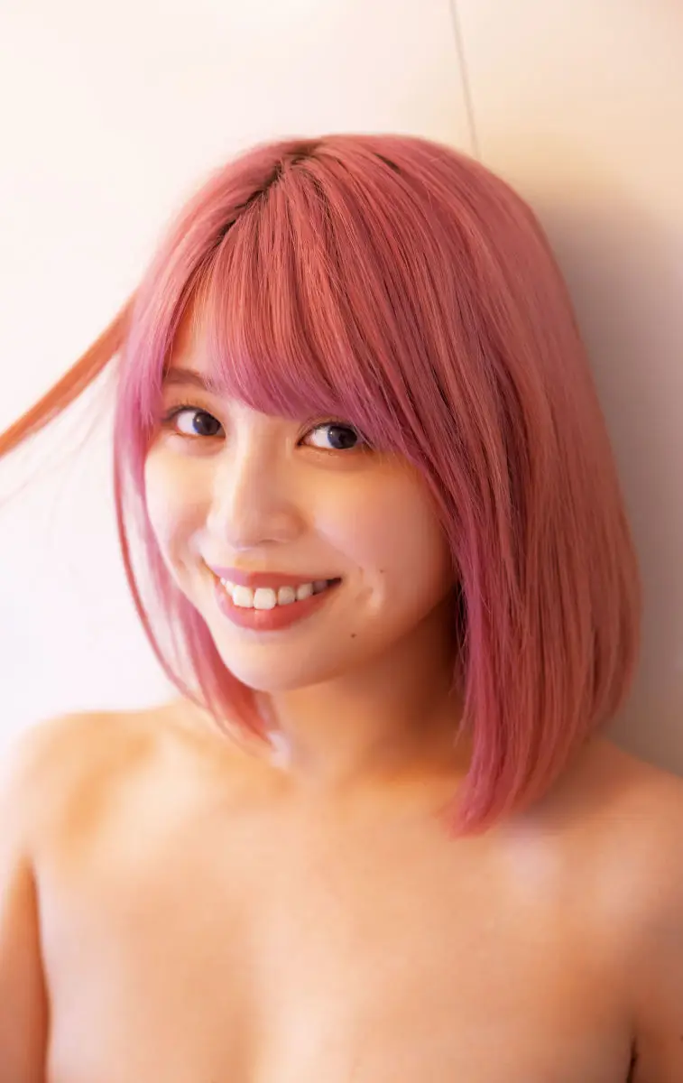 【画像・写真】最強美形カリスマ降臨!汐見まとい 超ハイスペ女子がふんわり美バストで魅了