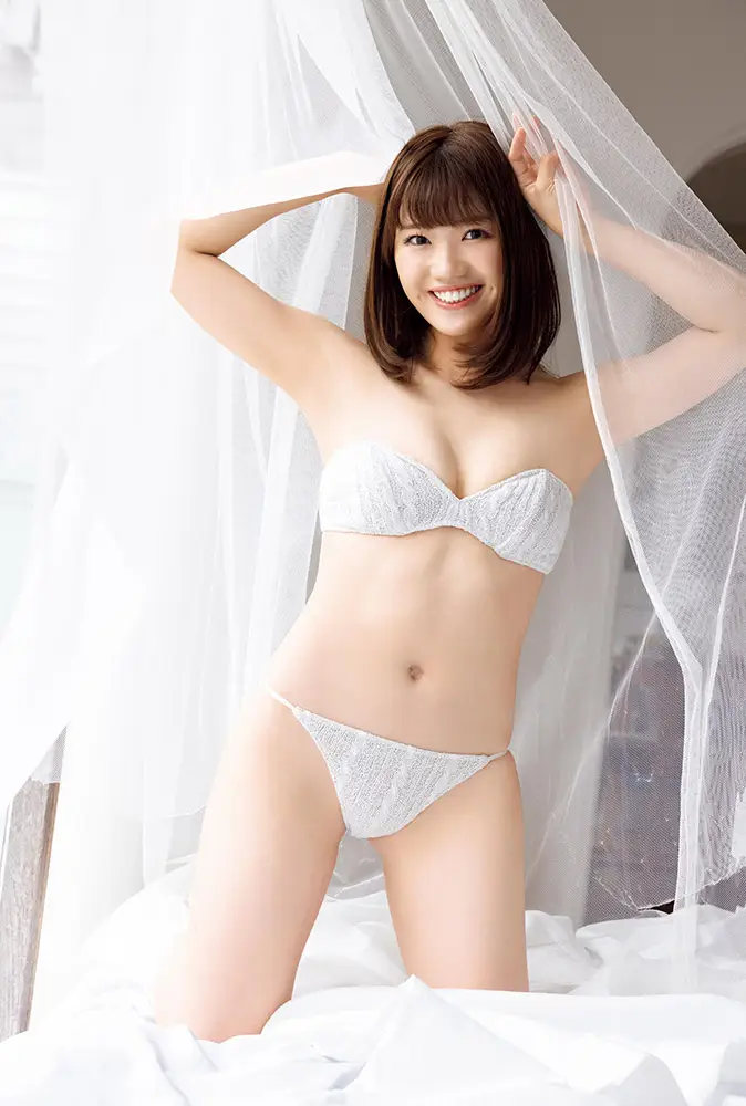 【画像・写真】「ミスYA」GP・平岡明純　たわわに膨らむ美バストを大胆披露