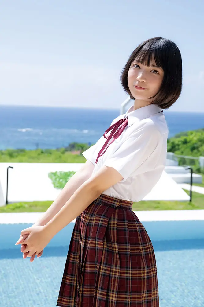 【画像・写真】キュートな「ちっぱいグラドル」あんもち。 70㎝バストと肉厚ヒップの“奇跡の8頭身ボディー”で大胆露出デビュー