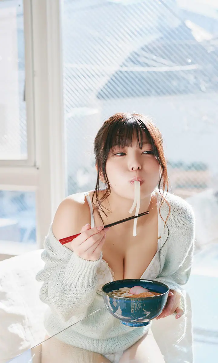 【画像・写真】“満を持して”登場!爆美乳ルーキー・榎原依那 衝撃のダイナミックボディーを完全開放