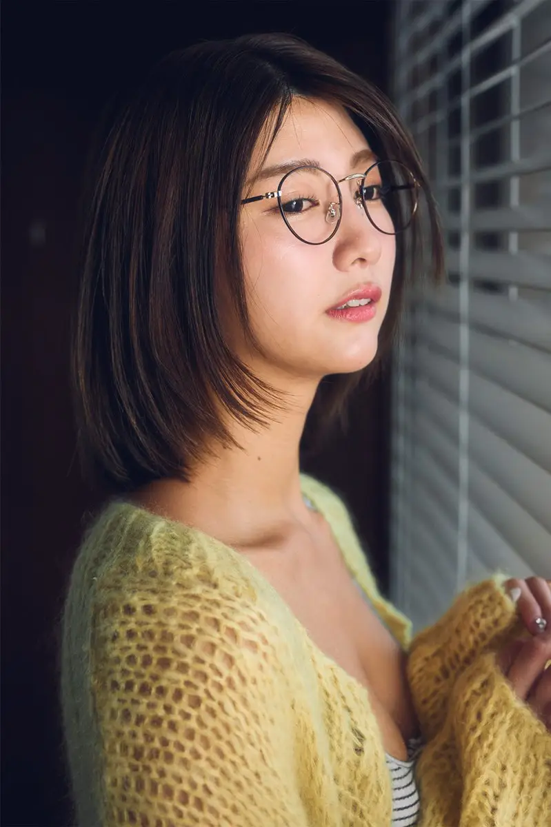 【画像・写真】ABEMAアナの休日をのぞき見♡瀧山あかね　純白ビキニで圧巻プロポーションを大胆披露