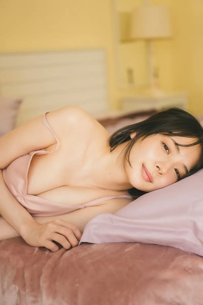 【画像・写真】激レア役満ボディー撮！岡田紗佳　５年ぶり写真集は〝Ｗ役満級〟カット盛りだくさん