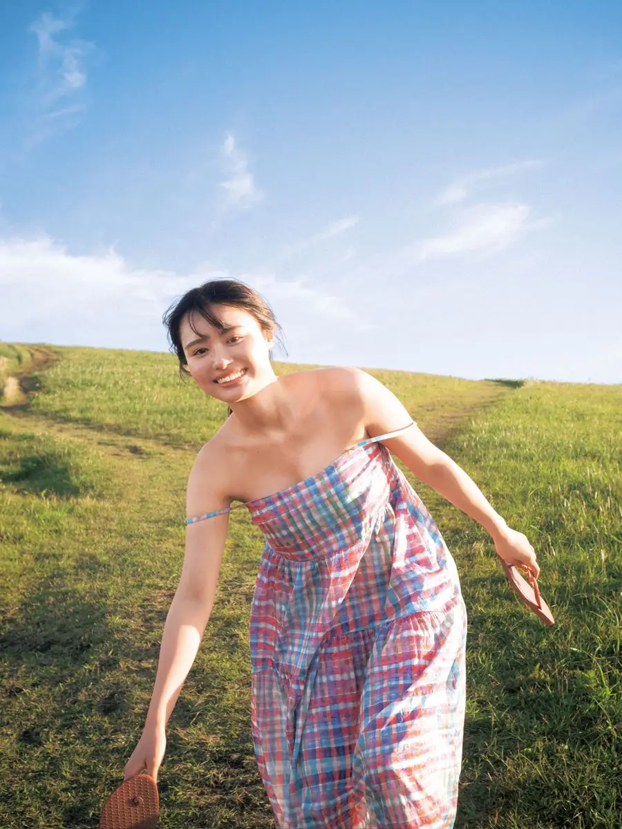 【画像・写真】【写真・画像2枚目】“最強ラスボス” 豊島心桜　圧巻ボリュームバストあらわな“激エモ”グラビア披露