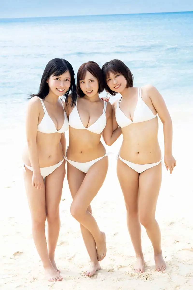 【画像・写真】【画像・写真1枚目】ミスFLASH2025(左から丸山りさ、葵成美、MAHO)(C)光文社／週刊FLASH 写真◎木村哲夫