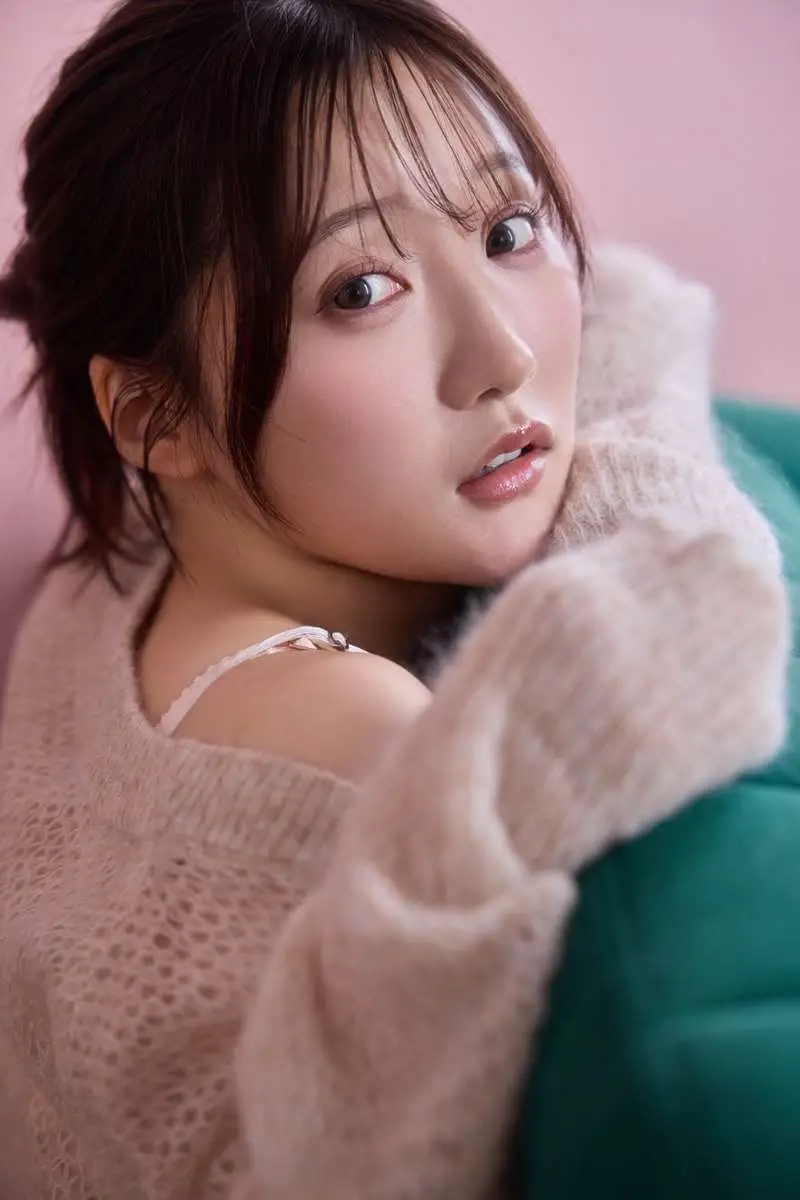 【画像・写真】B90という名の誘惑♡福井梨莉華 まっ白ビキニ、たわわな極上バスト
