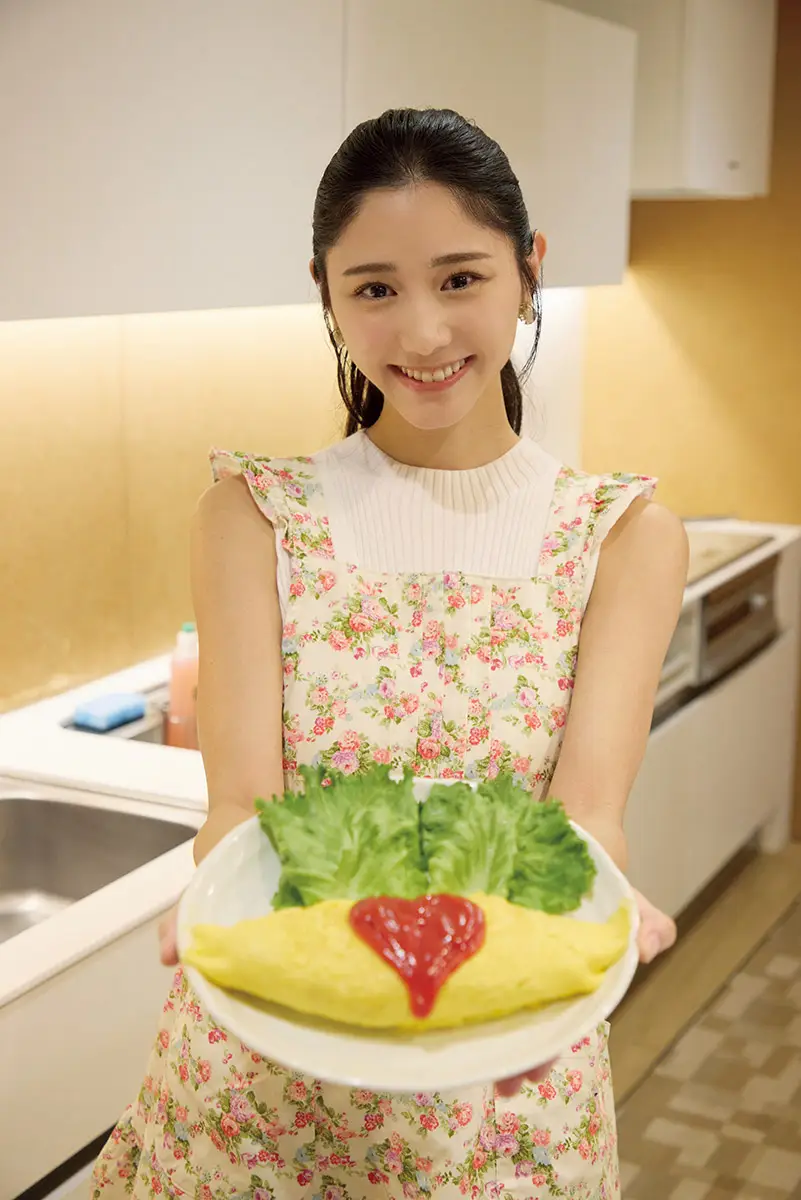 【画像・写真】視線を誘うハイレグライン♡“エクストリーム美女” 斎藤恭代 密着レオタードで魅了