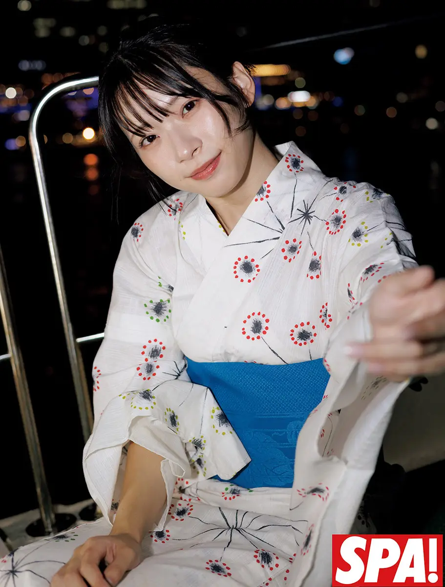 【画像・写真】「爆乳、ログイン完了♡」麻倉瑞季 eスポ女子グラビアでギリギリ肉感ショット