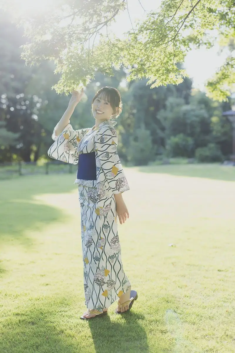 【画像・写真】【画像・写真5枚目】ふんどしで滝行した“ピアノのおねえさん”♡音羽美奈「素の自分をさらけ出せた撮影に」（撮影／藤本和典）