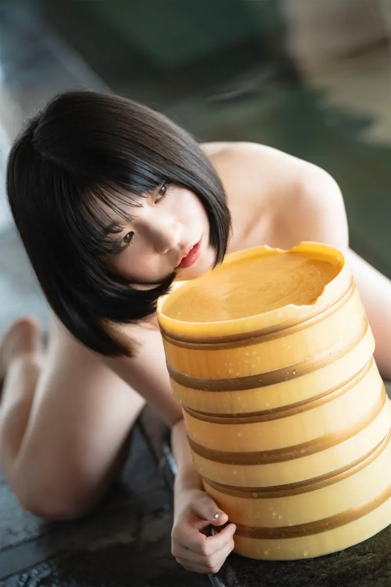 【画像・写真】主張しまくるムチムチボディーの破壊力♡根本凪　豊満バストで魅せる“禁断の果実”