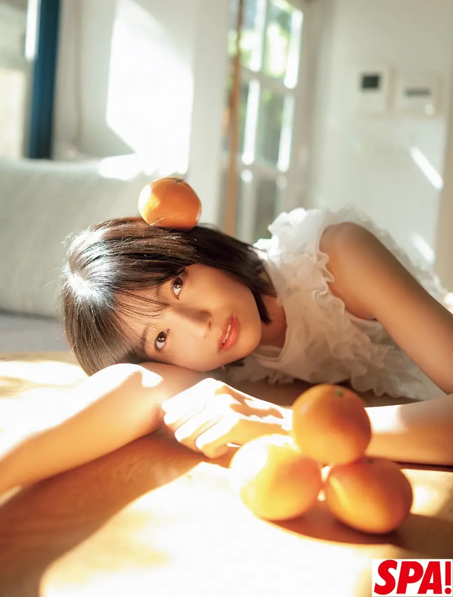 【画像・写真】重力無視したバストの山脈♡佐野なぎさ “スケスケ爆乳”が作る極上の立体感