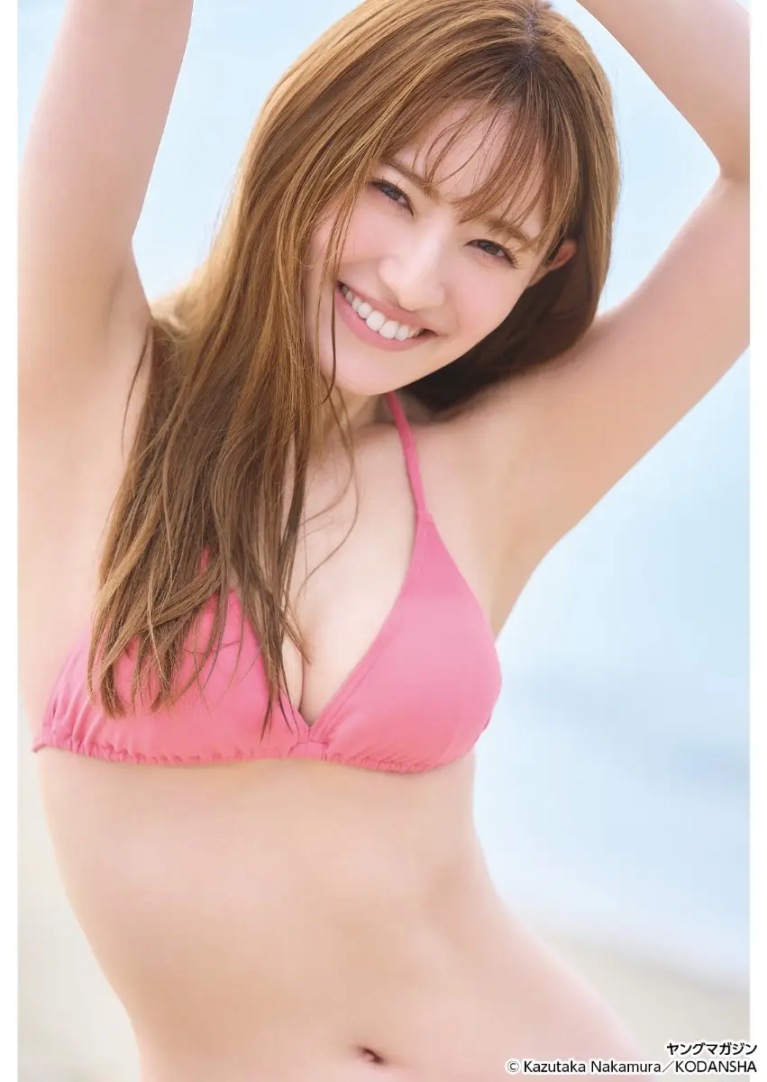 【画像・写真】94cmロケット乳発射の衝撃♡加藤玲菜　現役看護学生が“デビュー作”で魅せた超絶ボディー