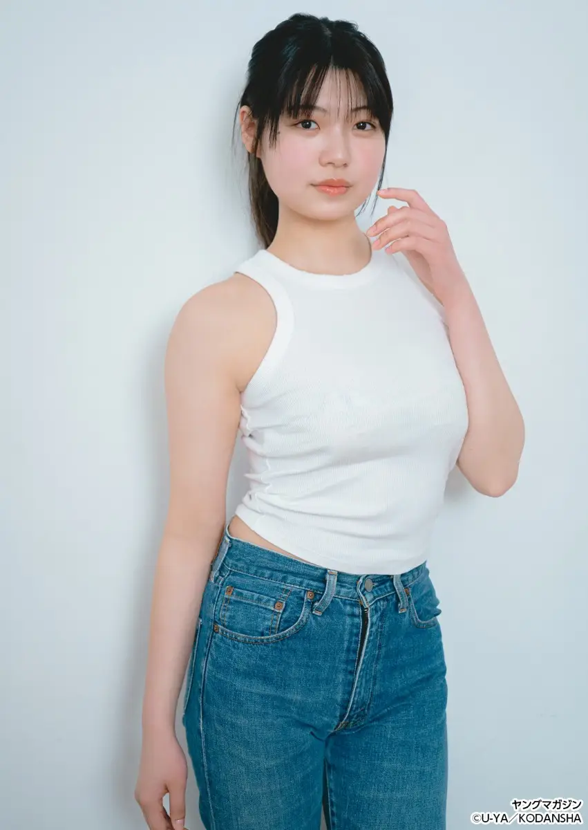 【画像・写真】ビジュアル強めなグラマラスバスト♡榎原依那　ノスタルジックな雰囲気にグッとくる