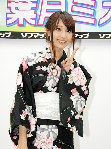 【画像・写真】大胆に誘う葉月ミカ　半年前までは…