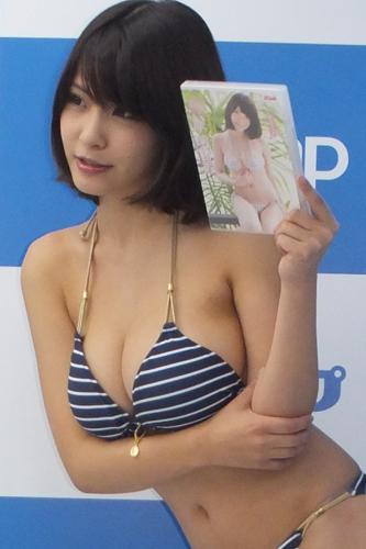 岸明日香