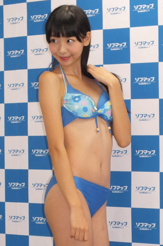 上原真央