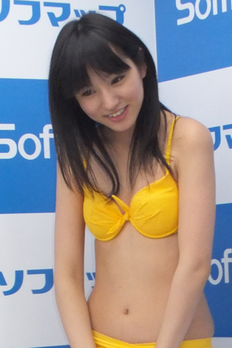 保田真愛