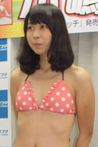 小嶋葵