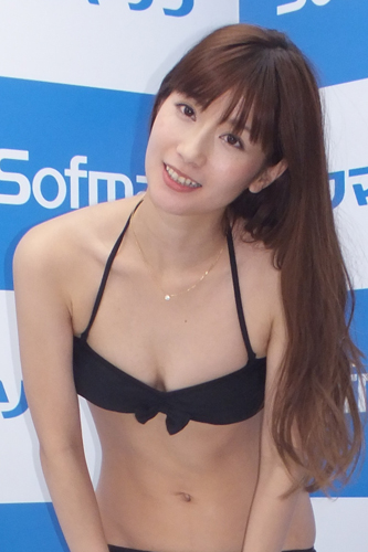 中川杏奈