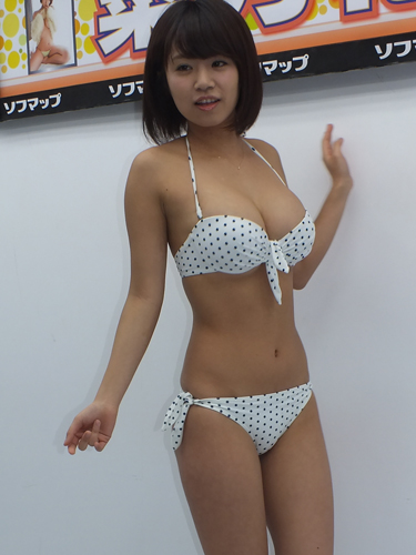 【画像・写真】菜乃花 自慢のHカップバスト「めっちゃポロってました」
