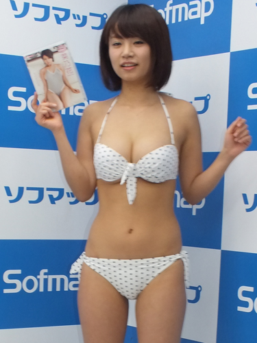 【画像・写真】菜乃花 自慢のHカップバスト「めっちゃポロってました」