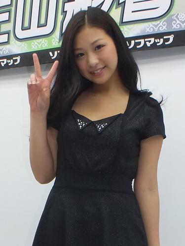 佐山彩香